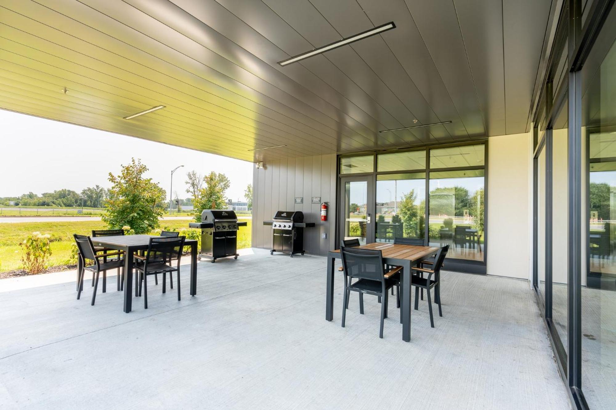 Holiday Inn Express & Suites - Trois Rivieres Ouest By Ihg Esterno foto
