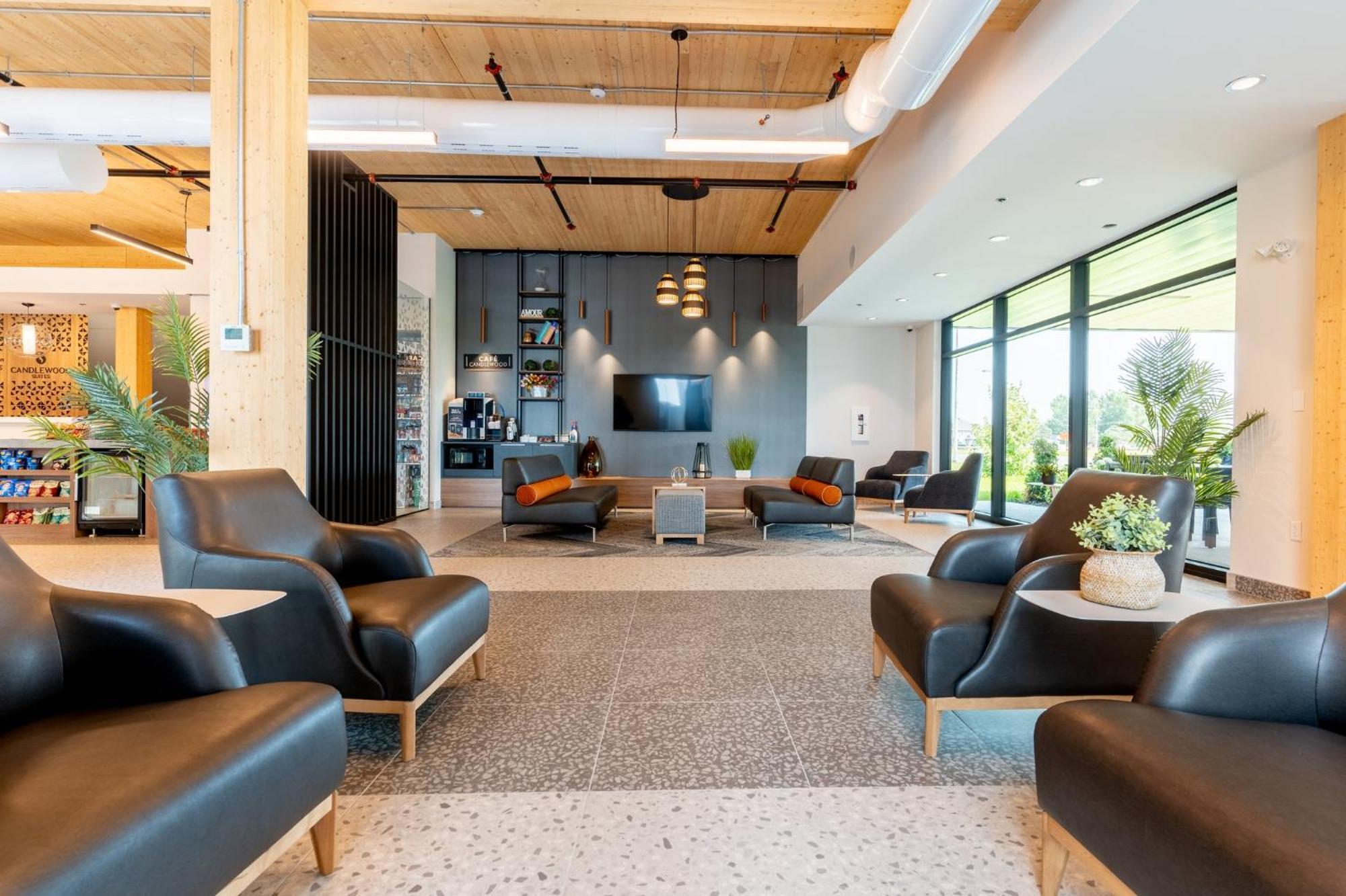 Holiday Inn Express & Suites - Trois Rivieres Ouest By Ihg Esterno foto