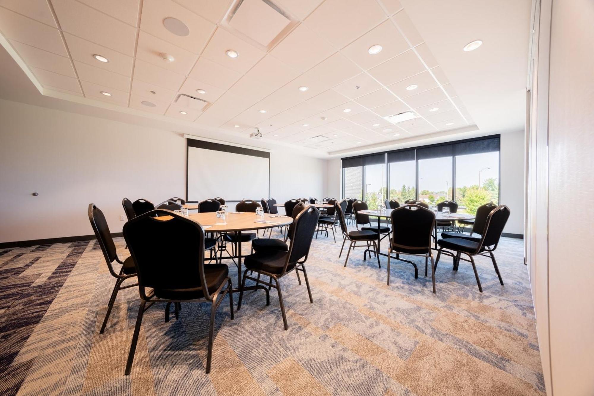 Holiday Inn Express & Suites - Trois Rivieres Ouest By Ihg Esterno foto